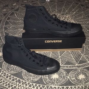 High top Converse.